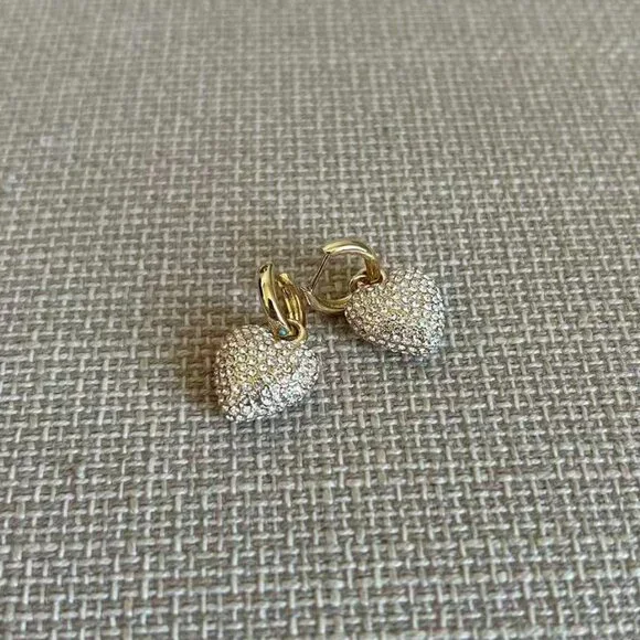 BEST Roxanne Assoulin The Pavé Puffy Heart Earrings Gold - Picture 3 of 4